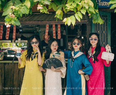 Chụp ảnh phong cách Cô Ba Sài Gòn với nhóm bạn thân 